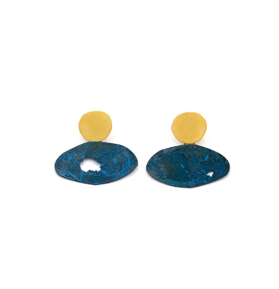 oval earrings